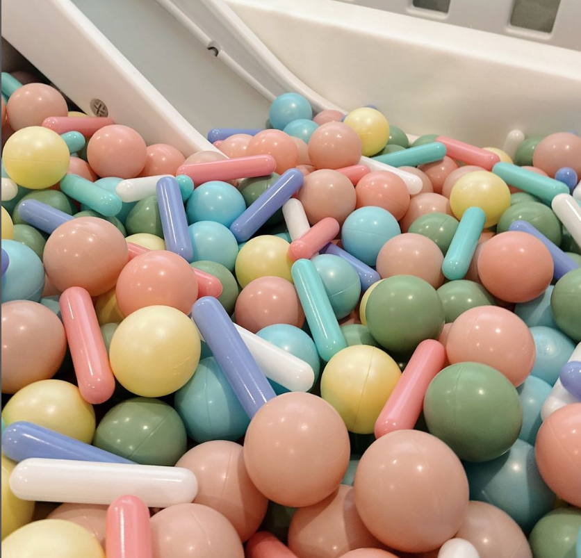 K&uuml;&ccedil;&uuml;k &Ccedil;ocuklar i&ccedil;in Yumuşak Oyun Top Havuzu ve Kapalı Oyun Alanı Setleri | Globaltoy