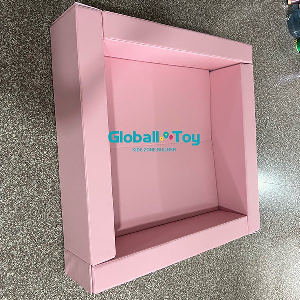 Anak -anak rocker soft pink bermain kursi