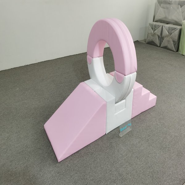 struttura-di-arrampicata-soft-play-ring-produttore-di-attrezzature-da-gioco-per-l'asilo-beige