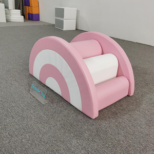 różowo-tęczowy-łuk-miękka-zabawa-dla-małych dzieci
