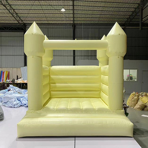 Ch&acirc;teau gonflable gonflable jaune clair avec tours pour enfants