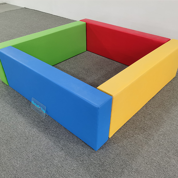 Bunter weicher Spielzaun für Kleinkinderspielplätze