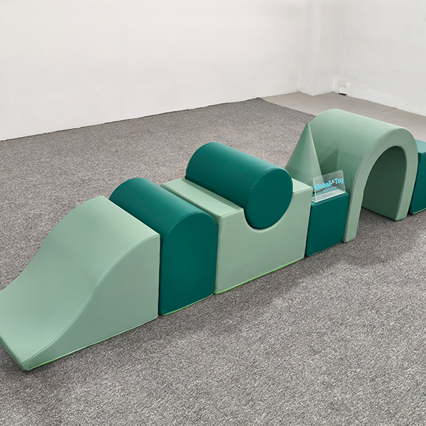 Softplay-Tunnelspielzeug aus Schaumstoff f&uuml;r den Innenbereich