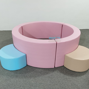 sistema di muretti colorati e morbidi per il fornitore di noleggio di eventi