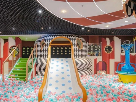 Indoor -Spielplatz mit Ballgrube und Slide Commercial Kids Play Area Ausrüstung_818_613.jpg
