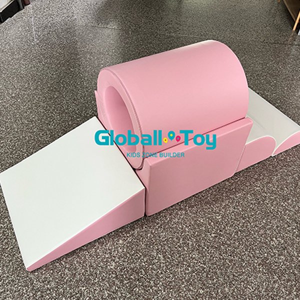 Soft Play Tüneli Pembe Rampa Tasarımı
