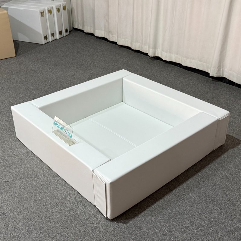 Piscine à balles pour enfants, fête, jeu doux