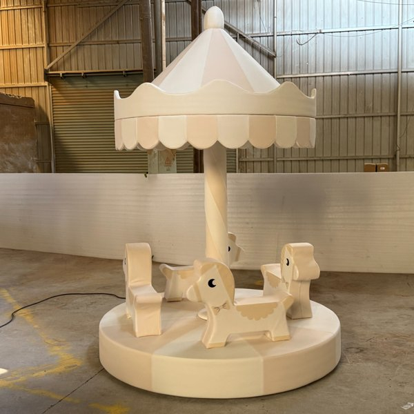 Weiches Indoor-Karussell f&uuml;r den Kinderspielplatz