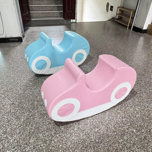 Ride in schiuma per bambini sul rocker per auto per il gioco indoor