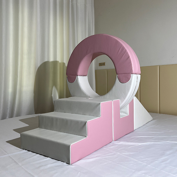 Set di anelli morbidi per l'area giochi dei bambini