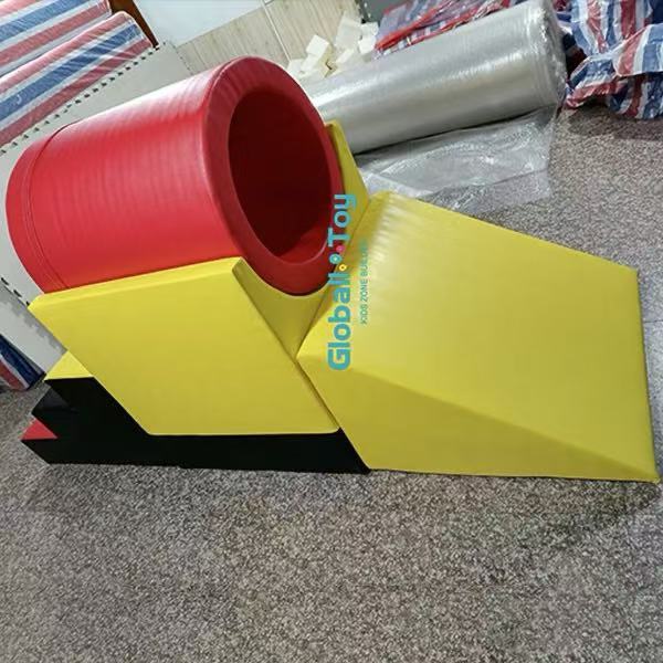 Yürümeye Başlayan Yumuşak Oyun Modüler Çiçek Seti Üreticisi