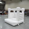 Weiße Mini-Hüpfburg zur Vermietung von Hinterhofpartys