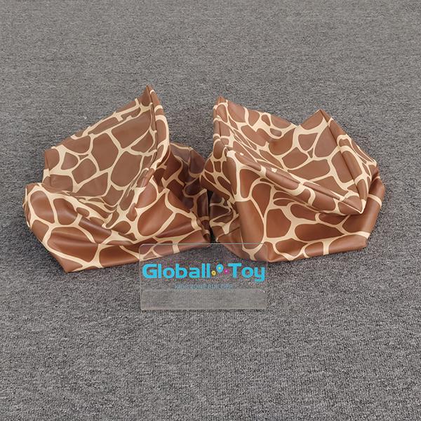 Jerapah Print Soft Play Rocker untuk Tema Hutan Dalam Ruangan