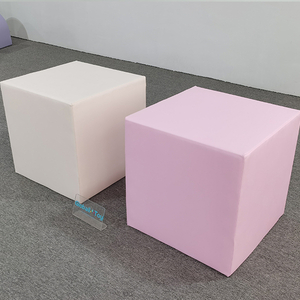 Blok kursi busa lembut pink untuk ruang sewa prasekolah