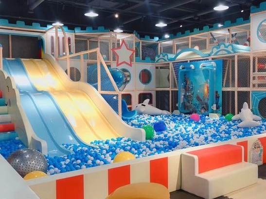 Taman Bermain Dalam Ruangan Besar dengan Perosotan dan Lubang Bola | Perlengkapan Bermain Lembut untuk Anak