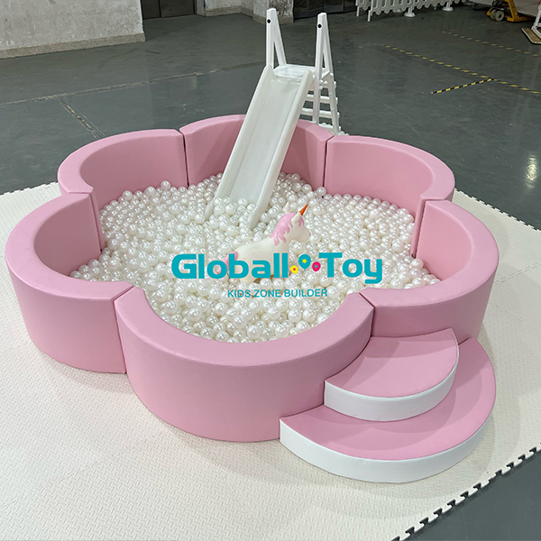 Zacht speeltoestel voor verhuur van kinderfeestjes