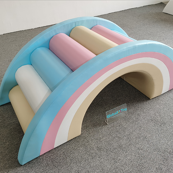 puente-soft-play-arco-iris-pastel