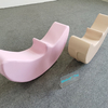 roze-beige-zachte-speel-schommelstoel
