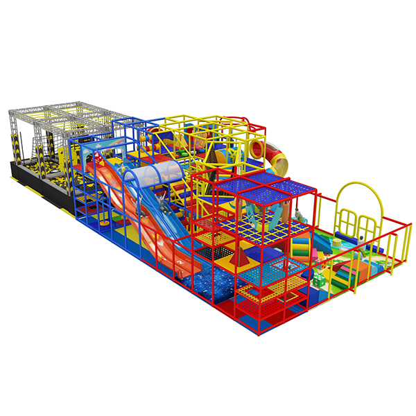 estrutura comercial de soft play com escorregadores de arco-íris e áreas de obstáculos