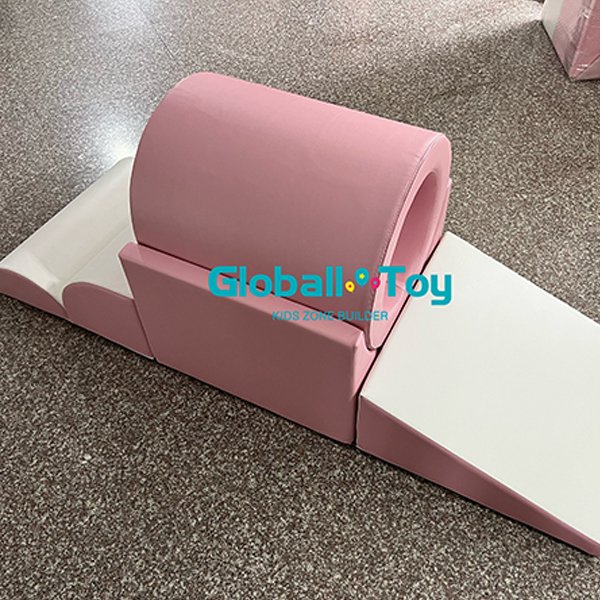 Soft Play Tüneli Pembe Rampa Tasarımı