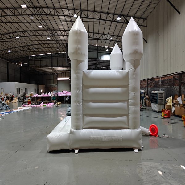 beyaz-sı&ccedil;rayan-ev-modern-tarzda-ticari-kullanım-etkinlik-kiralama